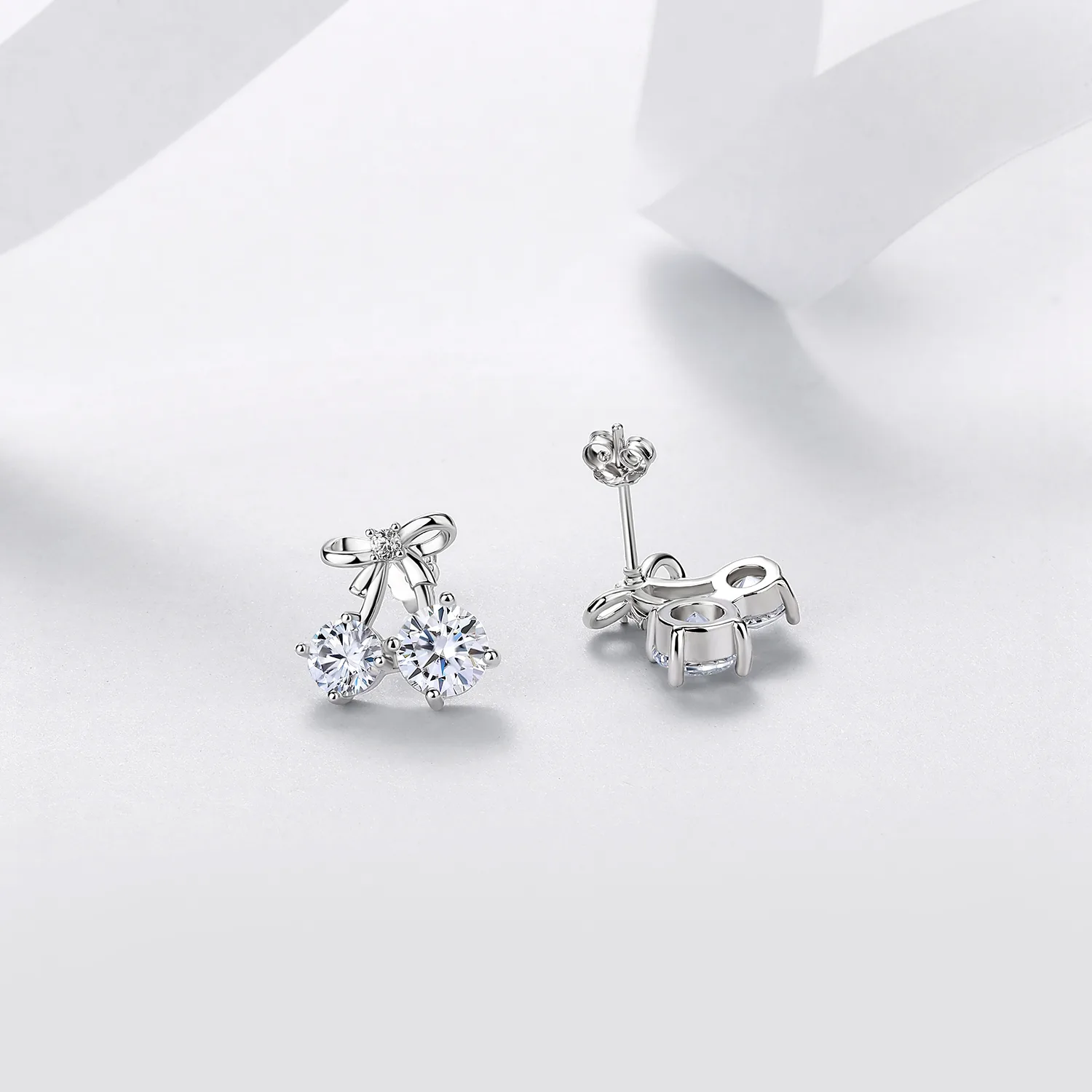 E12533-BMC Silver 18K White Gold Round Moissanite Cute Stud Earrings 2.6ct