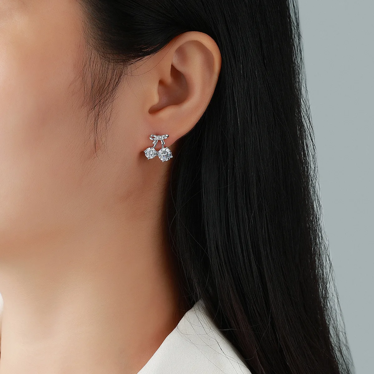 E12533-BMC Silver 18K White Gold Round Moissanite Cute Stud Earrings 2.6ct
