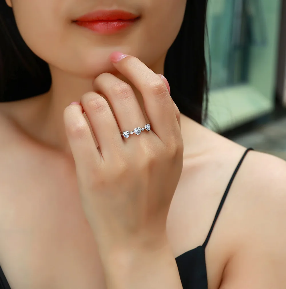 SR0738301 S925 Silver 18K Gold Heart Moissanite Cute Confession Ring Women's Ring 0.9ct