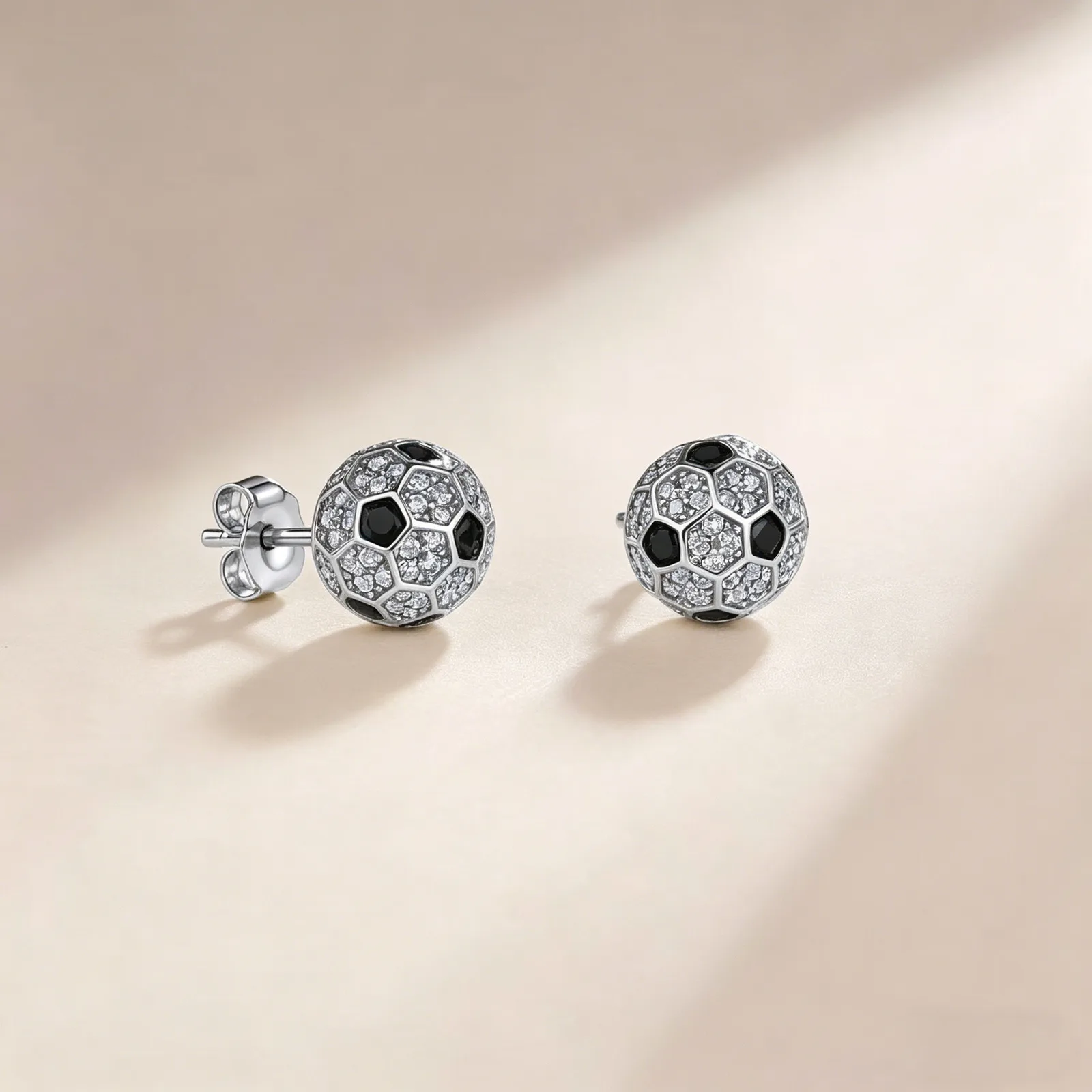 SE0854701 S925 Silver 18K Gold Moissanite Earrings 1.2ct