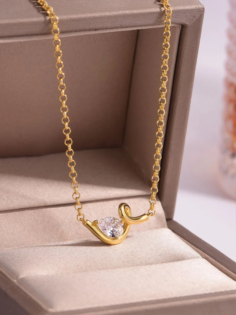 MP0044 S925 Silver 18K White Gold Pear Moissanite Necklace 0.8ct