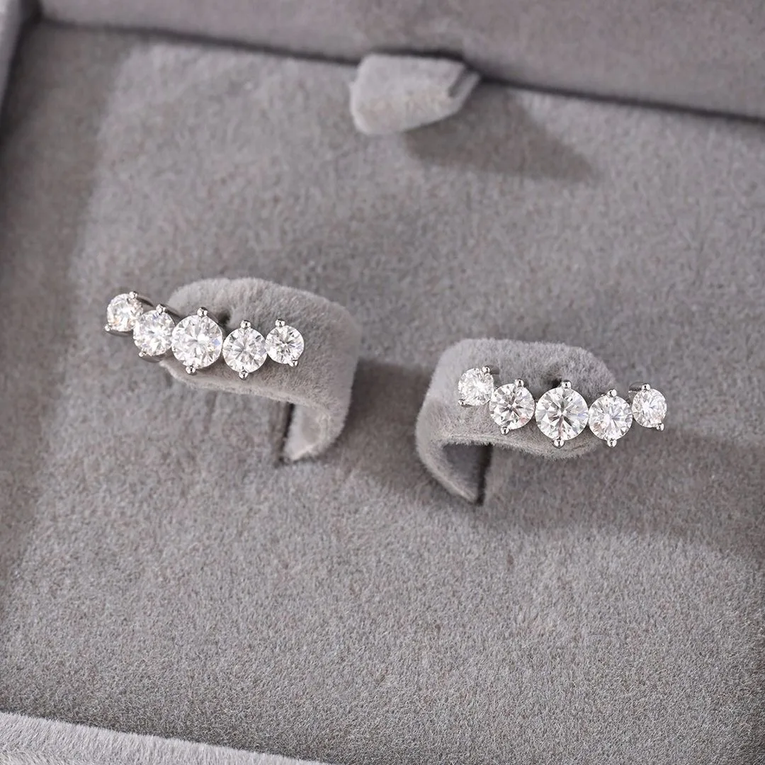 ME0063 S925 Silver 18K White Gold Round Moissanite Star Stud Earrings 1.04ct