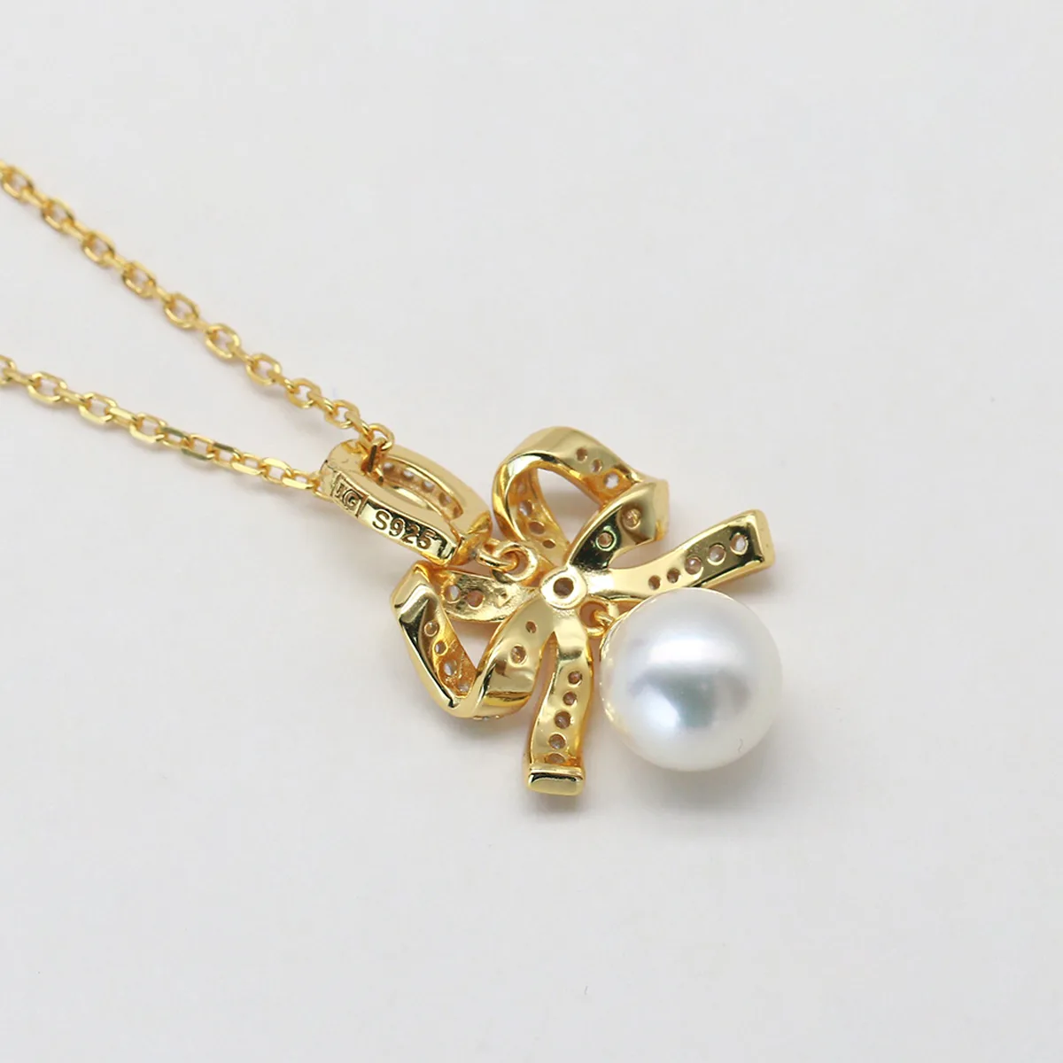 CP003608 S925 Silver 18K Gold Freshwater Pearl Romantic Bow Necklace/ Pearl 8.0mm