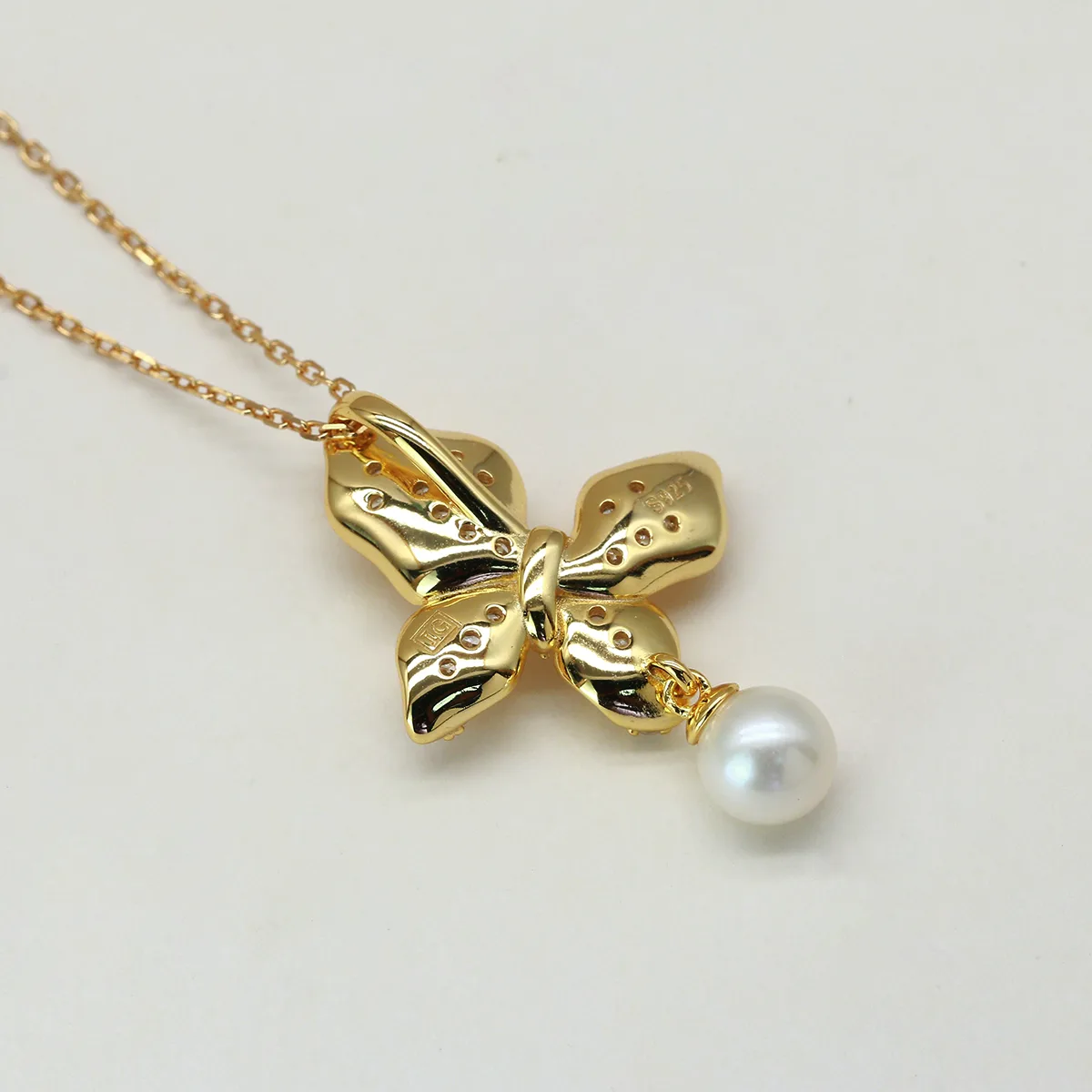 CP003869 S925 Silver 18K Gold Freshwater Pearl Light Luxury Butterfly Necklace/ Pearl 7.0mm