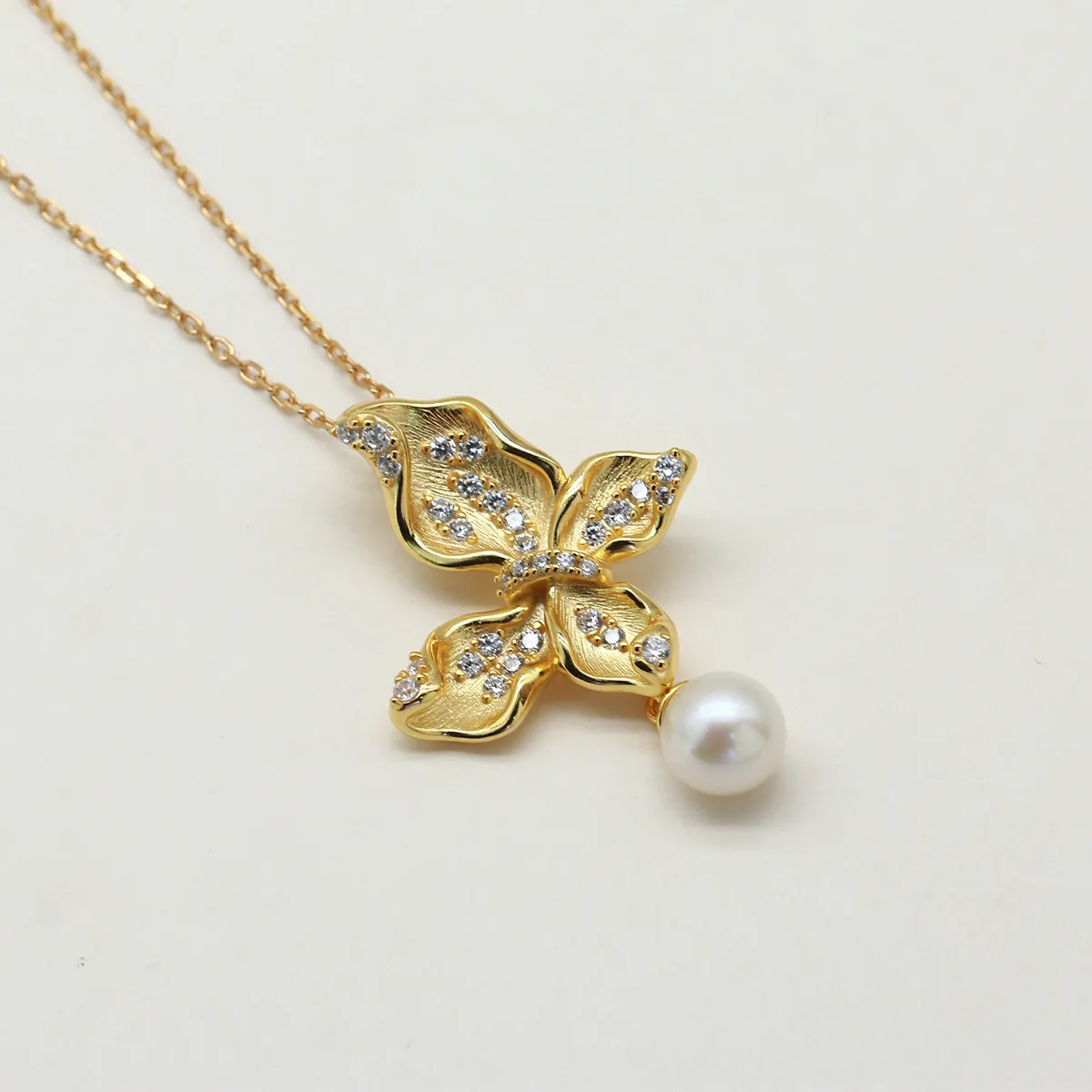 CP003869 S925 Silver 18K Gold Freshwater Pearl Light Luxury Butterfly Necklace/ Pearl 7.0mm