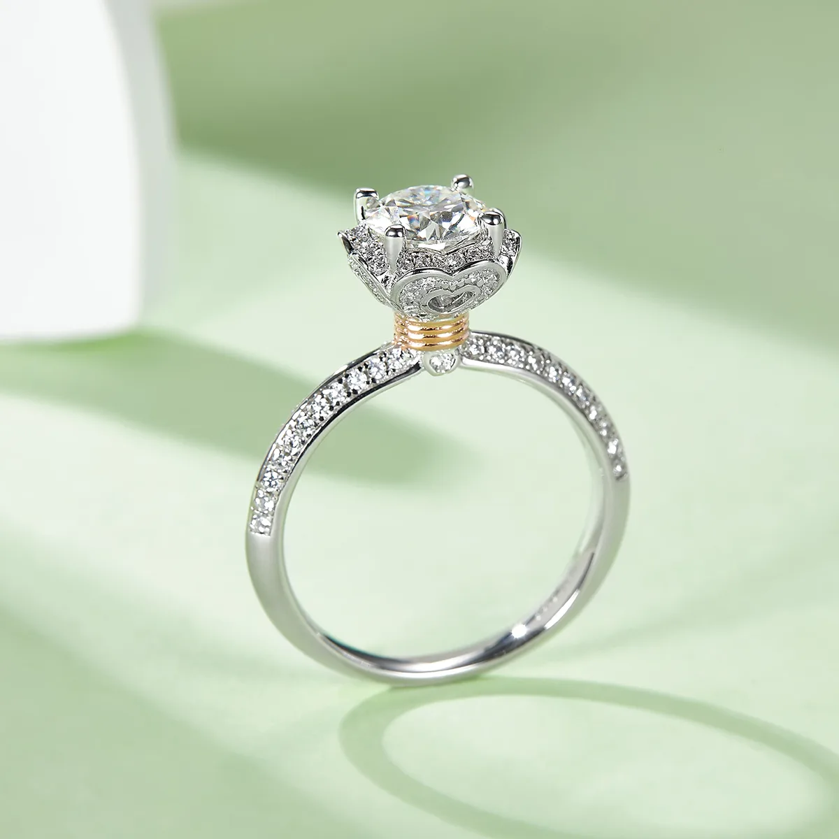 Straight-Band Luxury Pavé Heart Flower S925 White-Gold-Plated Silver Lab-Grown Diamond Wedding Band Women's Ring 1ct D