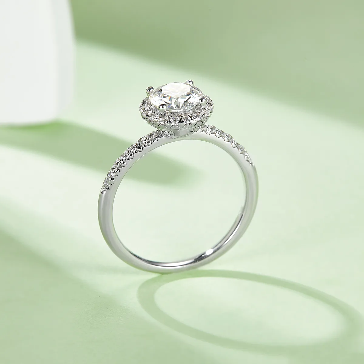 Classic Round Bezel S925 White-Gold-Plated Silver Lab-Grown Diamond Engagement Ring Women's Ring 1ct D