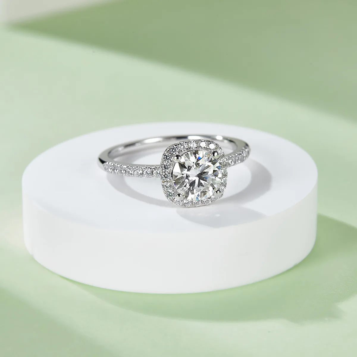 Classic Square Bezel S925 White-Gold-Plated Silver Lab-Grown Diamond Proposal Ring Women's Ring 1ct D