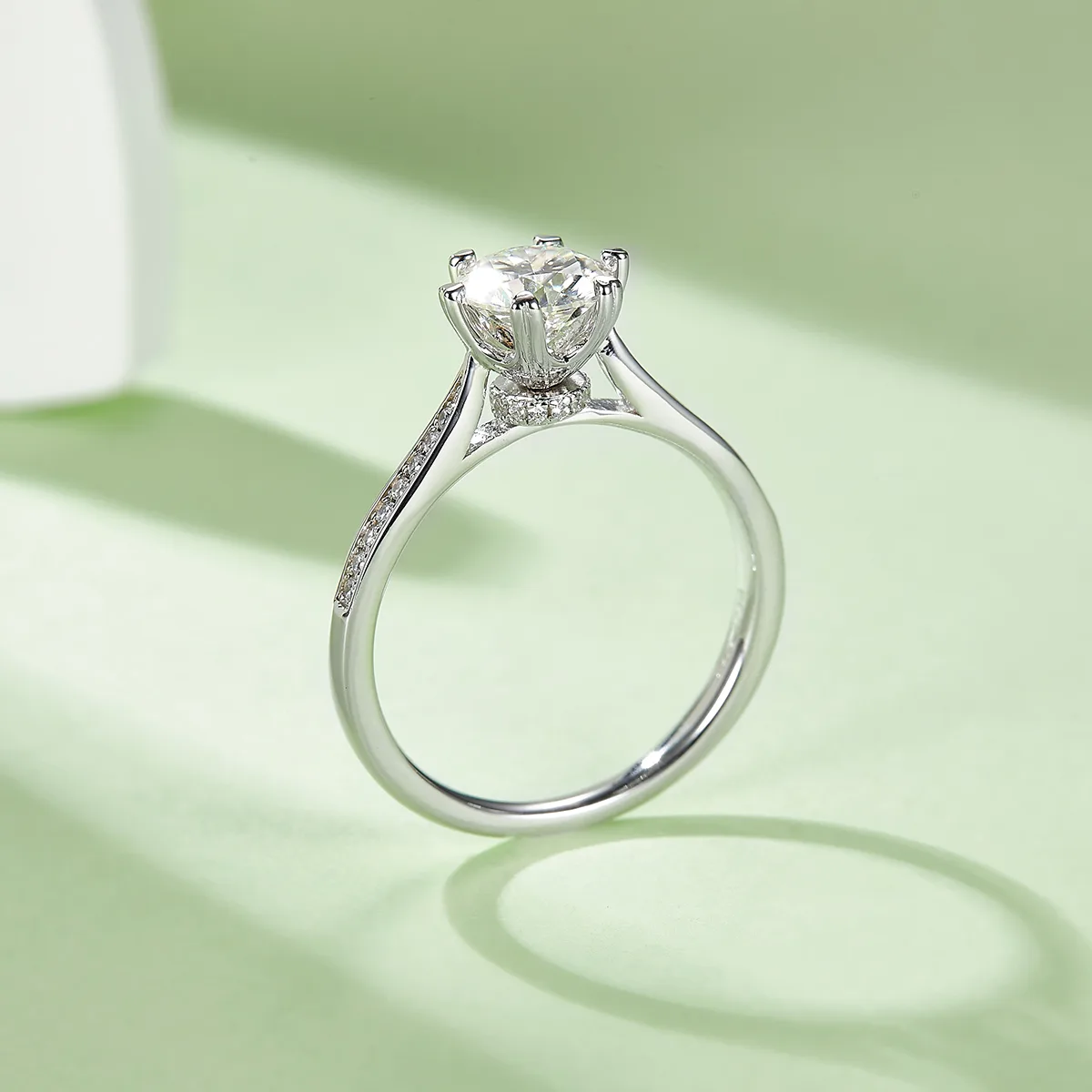 Straight-Band Micro-Pavé Fortune Turns White-Gold-Plated Silver Lab-Grown Diamond Wedding Band Women's Ring 1ct D