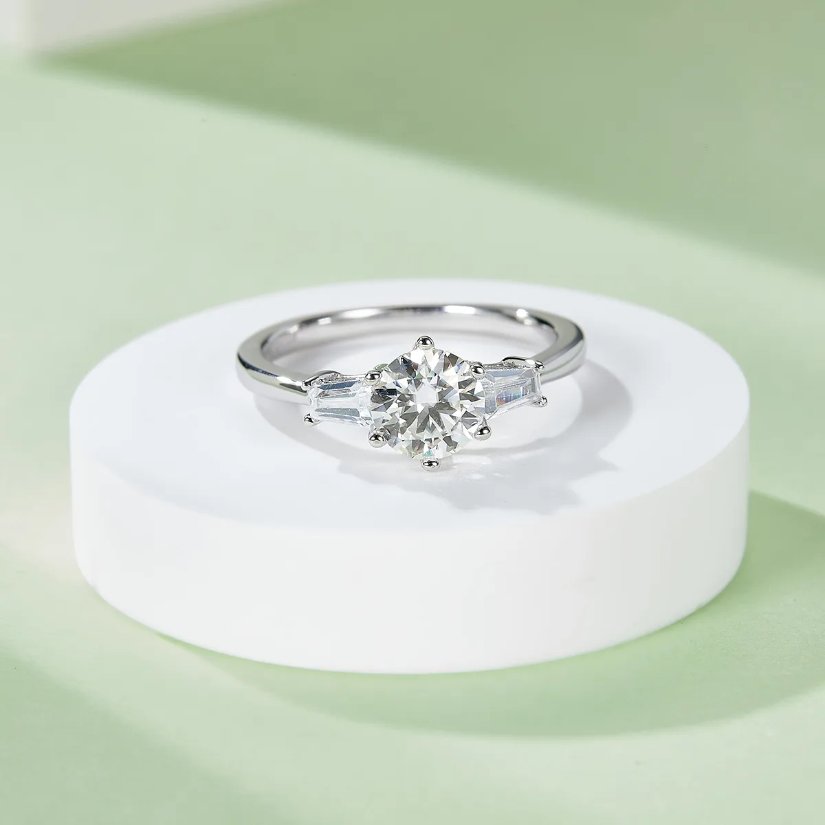 Classic S925 White-Gold-Plated Silver Lab-Grown Diamond Engagement Ring Women's Ring 1ct D