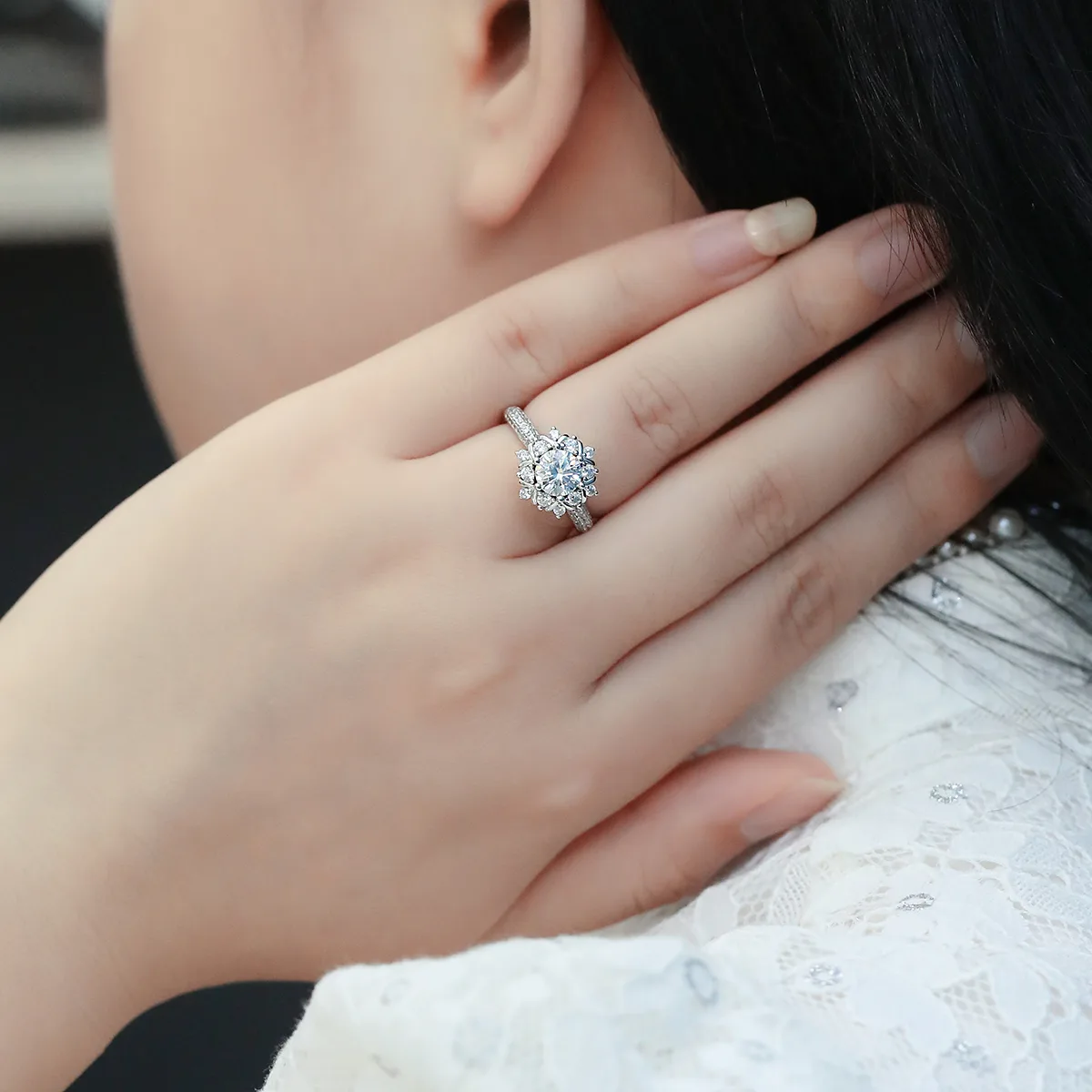Flower S925 White-Gold-Plated Silver Lab-Grown Diamond Wedding Band Women's Ring 1ct D