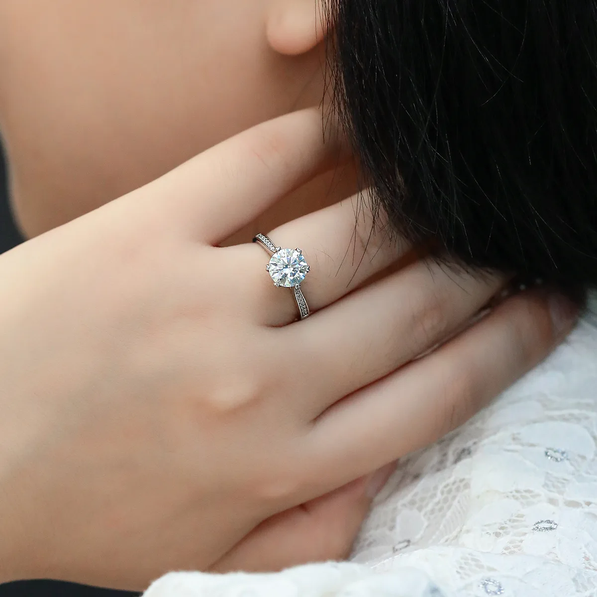 Fortune Turns S925 White-Gold-Plated Silver Lab-Grown Diamond Proposal Ring Women's Ring 2.0ct D