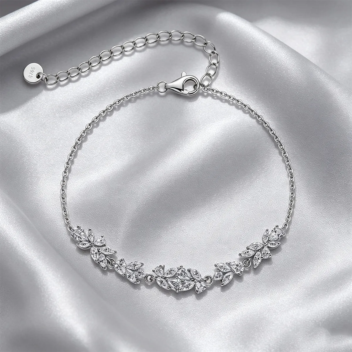 B52612 S925 Silver 18K White Gold Moissanite Purple Vine Flower Bracelet 4.1ct