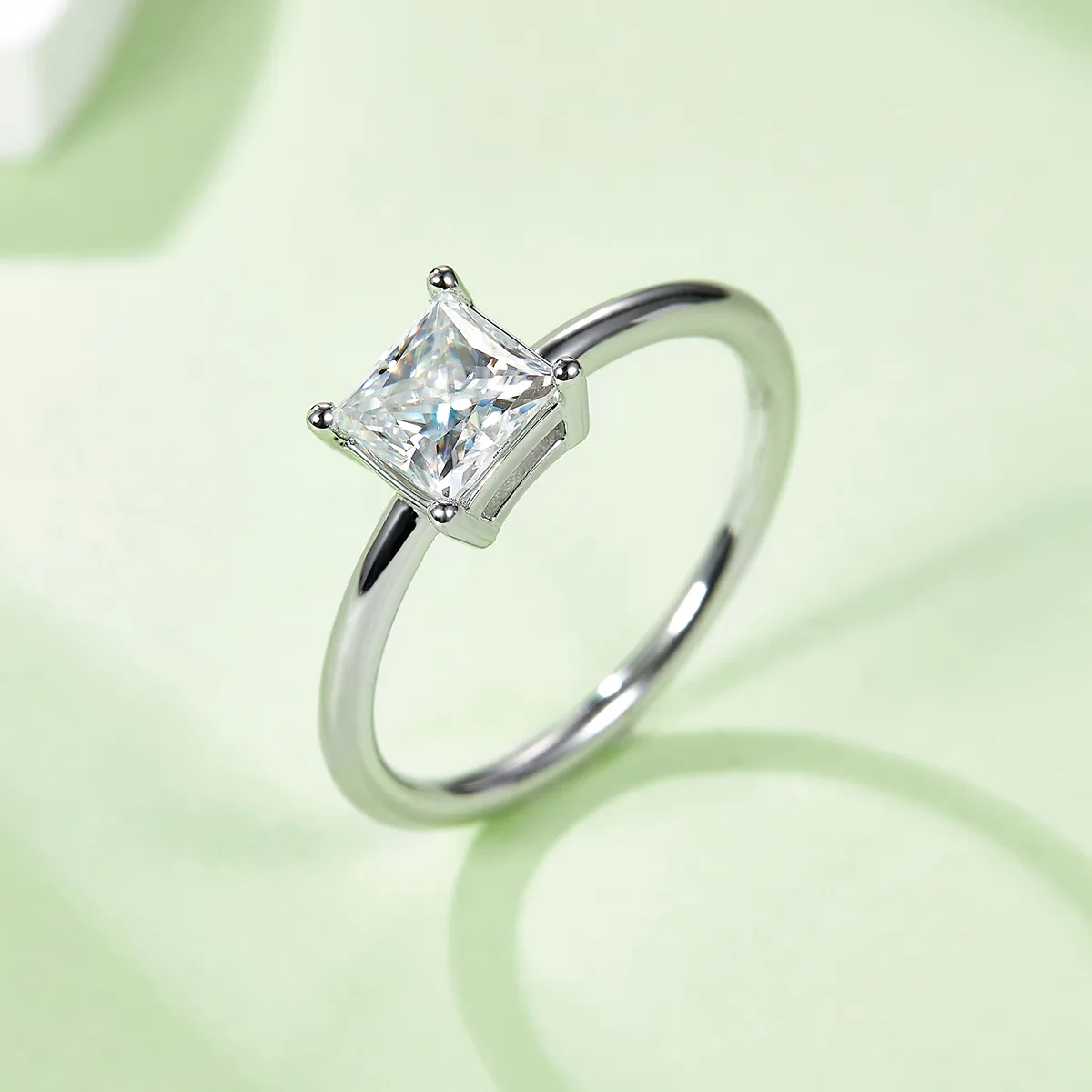 Classic Square S925 White-Gold-Plated Silver Lab-Grown Diamond Engagement Ring Women's Ring 1.0ct D