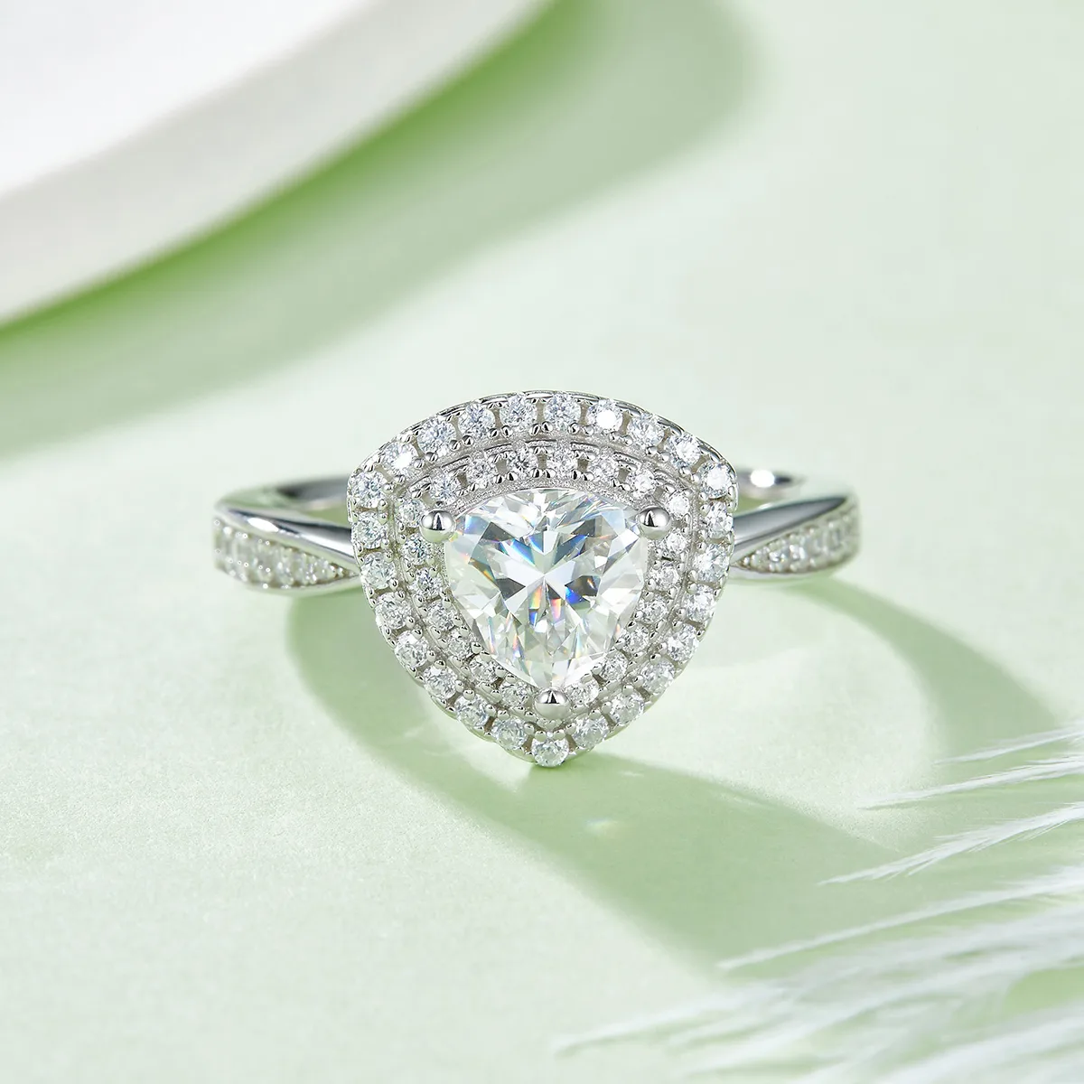 Luxury Pavé Trilliant S925 White-Gold-Plated Silver Lab-Grown Diamond Engagement Ring Women's Ring 1.0ct D