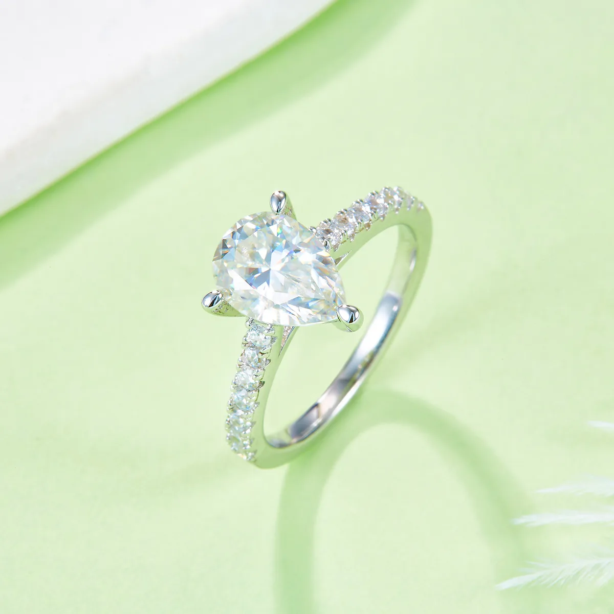 Micro-Pavé Pear S925 White-Gold-Plated Silver Lab-Grown Diamond Proposal Ring Women's Ring 2.0ct D