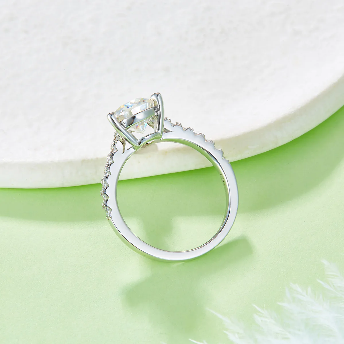 Micro-Pavé Pear S925 White-Gold-Plated Silver Lab-Grown Diamond Proposal Ring Women's Ring 2.0ct D