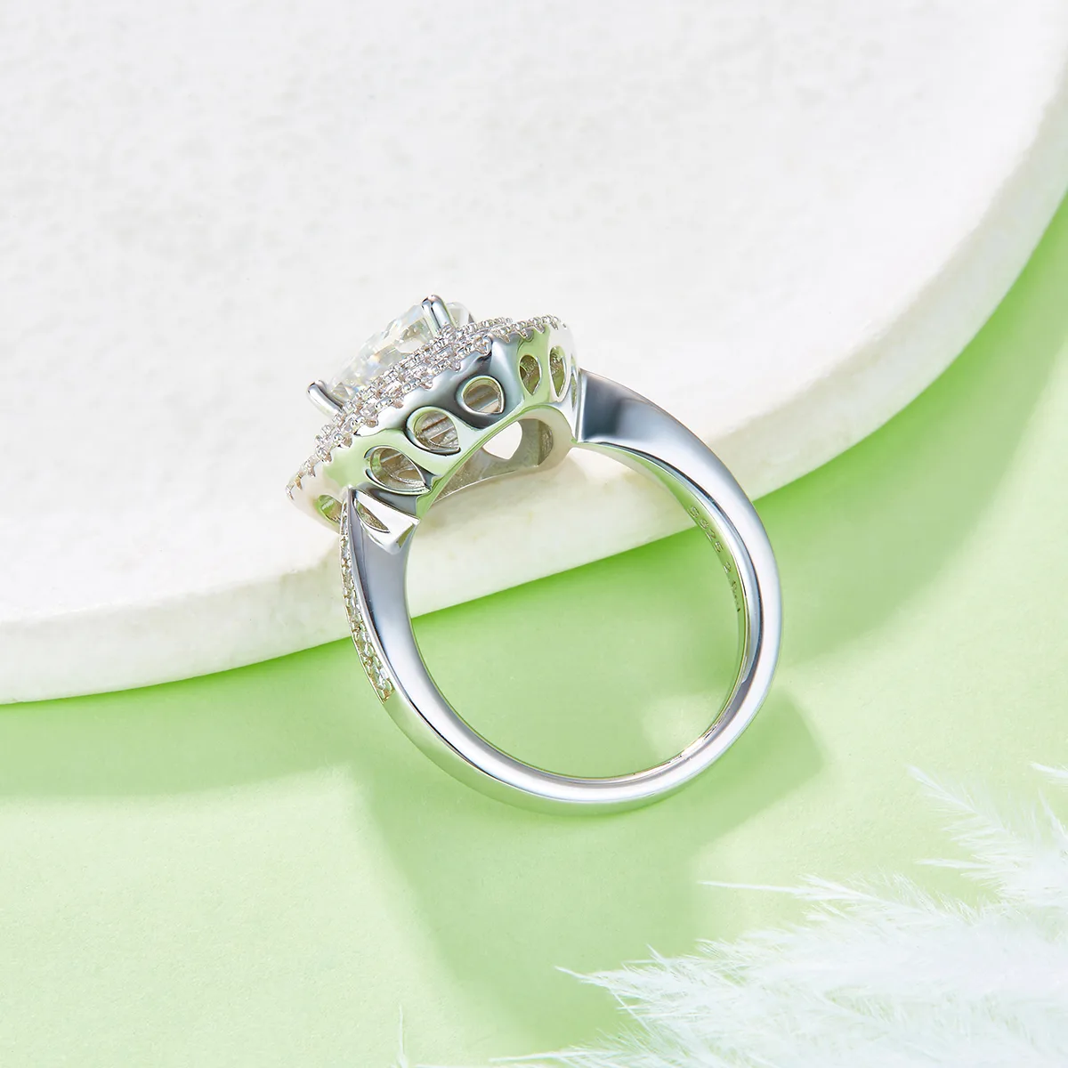 Luxury Pavé Trilliant S925 White-Gold-Plated Silver Lab-Grown Diamond Proposal Ring Women's Ring 2.0ct D