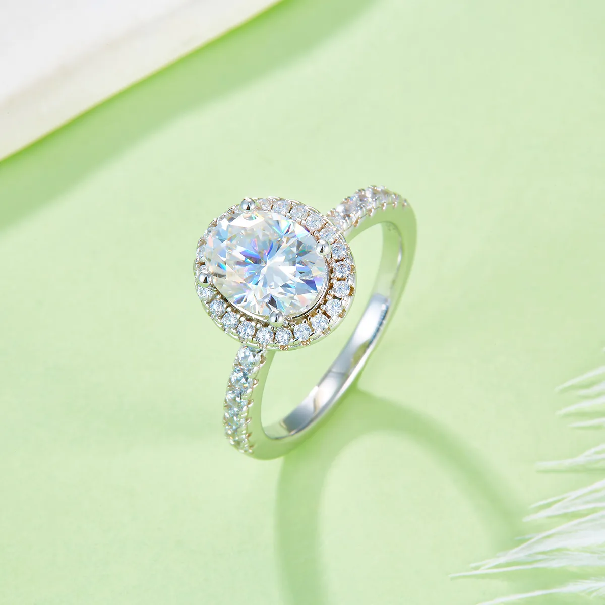 Light Luxury Oval S925 White-Gold-Plated Silver Lab-Grown Diamond Wedding Band Women's Ring 2.0ct D