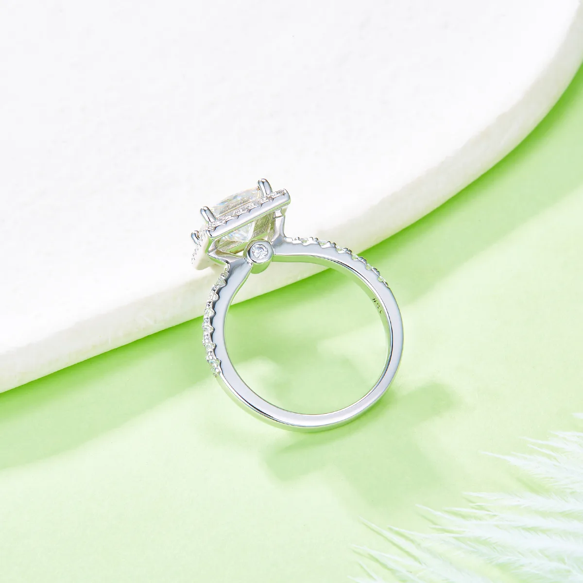 Light Luxury Square S925 White-Gold-Plated Silver Moissanite Wedding Band Women's Ring 2.0ct D