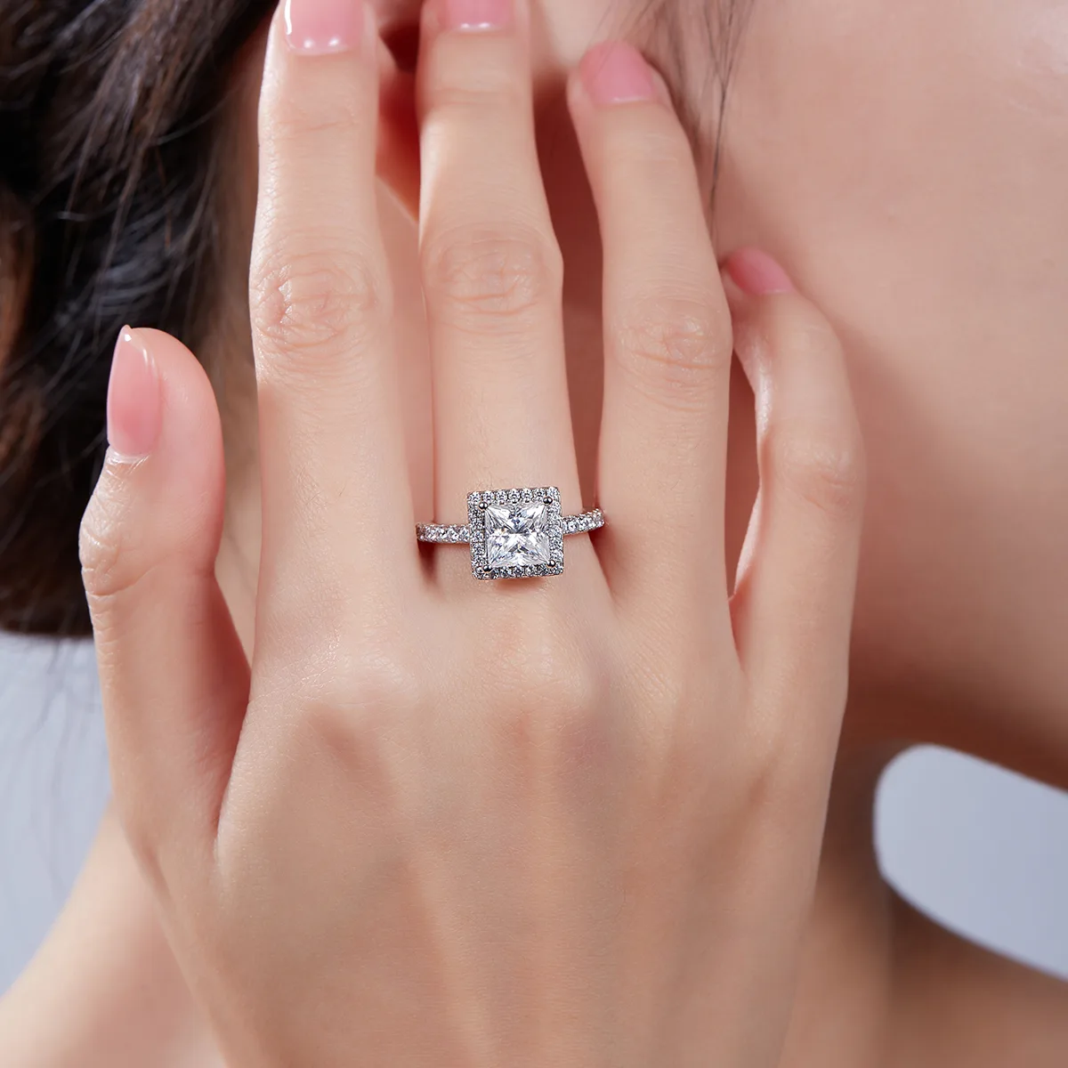 Light Luxury Square S925 White-Gold-Plated Silver Moissanite Wedding Band Women's Ring 2.0ct D