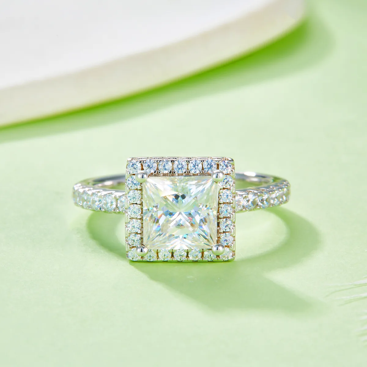 Light Luxury Square S925 White-Gold-Plated Silver Moissanite Wedding Band Women's Ring 2.0ct D