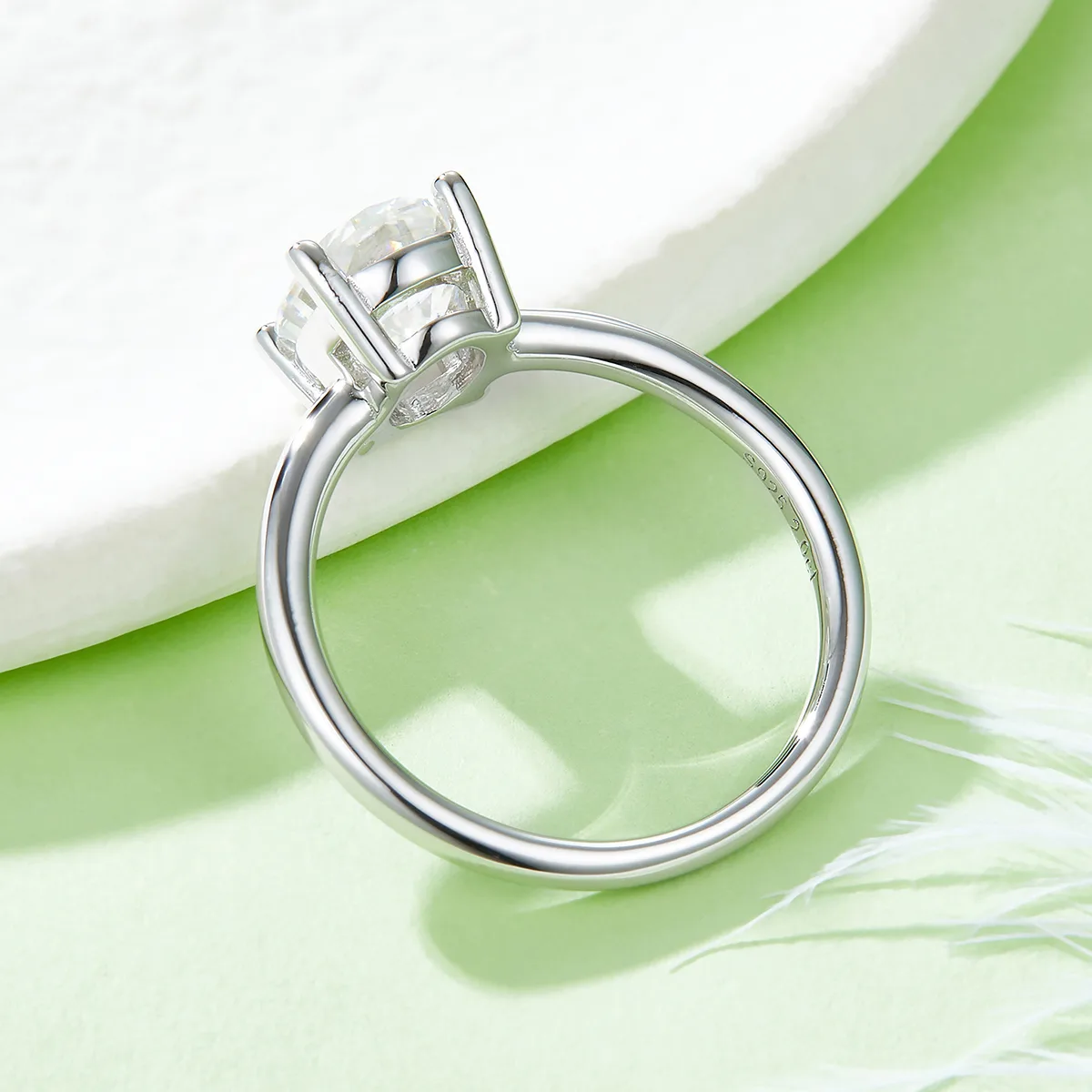 Classic Oval S925 White-Gold-Plated Silver Lab-Grown Diamond Proposal Ring Women's Ring 3.0ct D