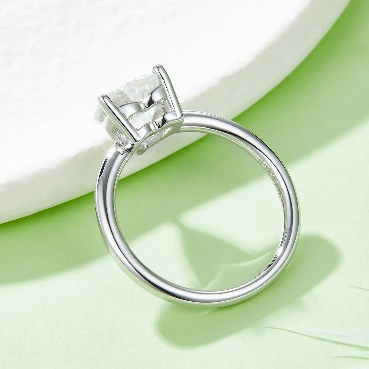 Classic Heart S925 White-Gold-Plated Silver Moissanite Wedding Band Women's Ring 3.0ct D