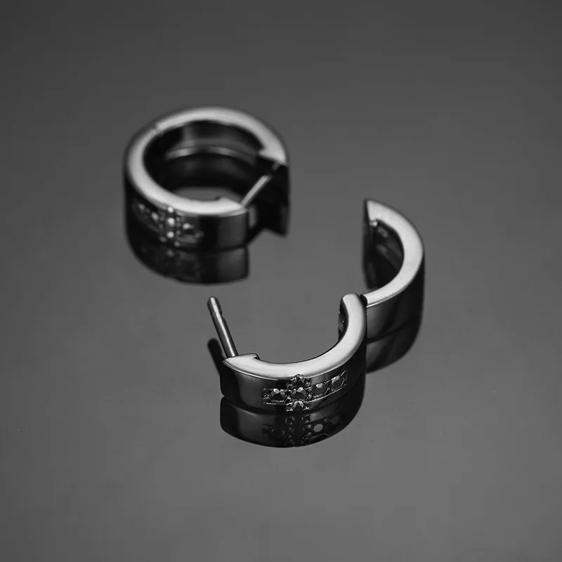 TQE0170 Silver 18K Black Gold Cross Black Moissanite Hip-Hop Ear 0.18ct