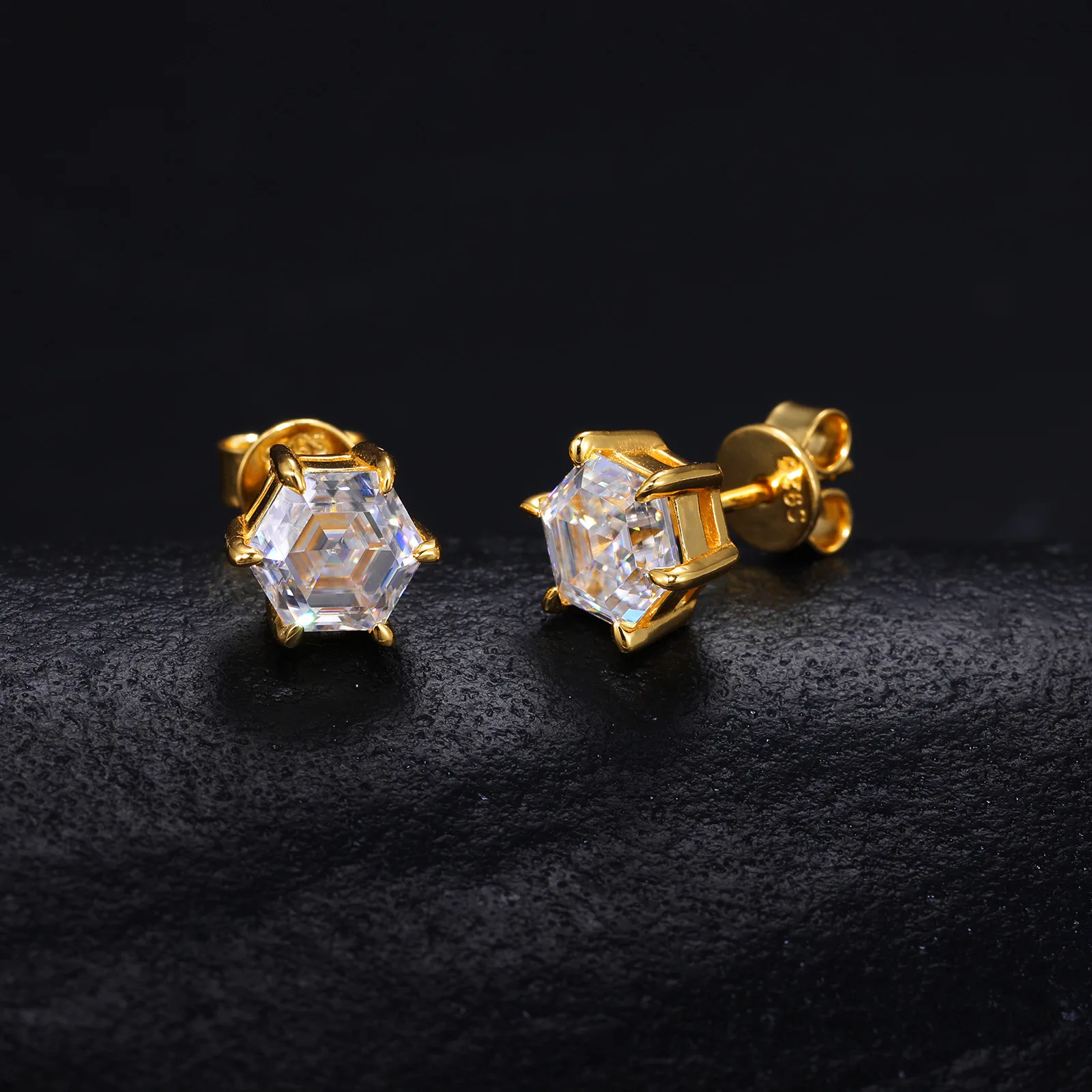 TQE0545 Silver 18K Gold Moissanite Hip-Hop Stud Earrings Center Stone 6.6mm