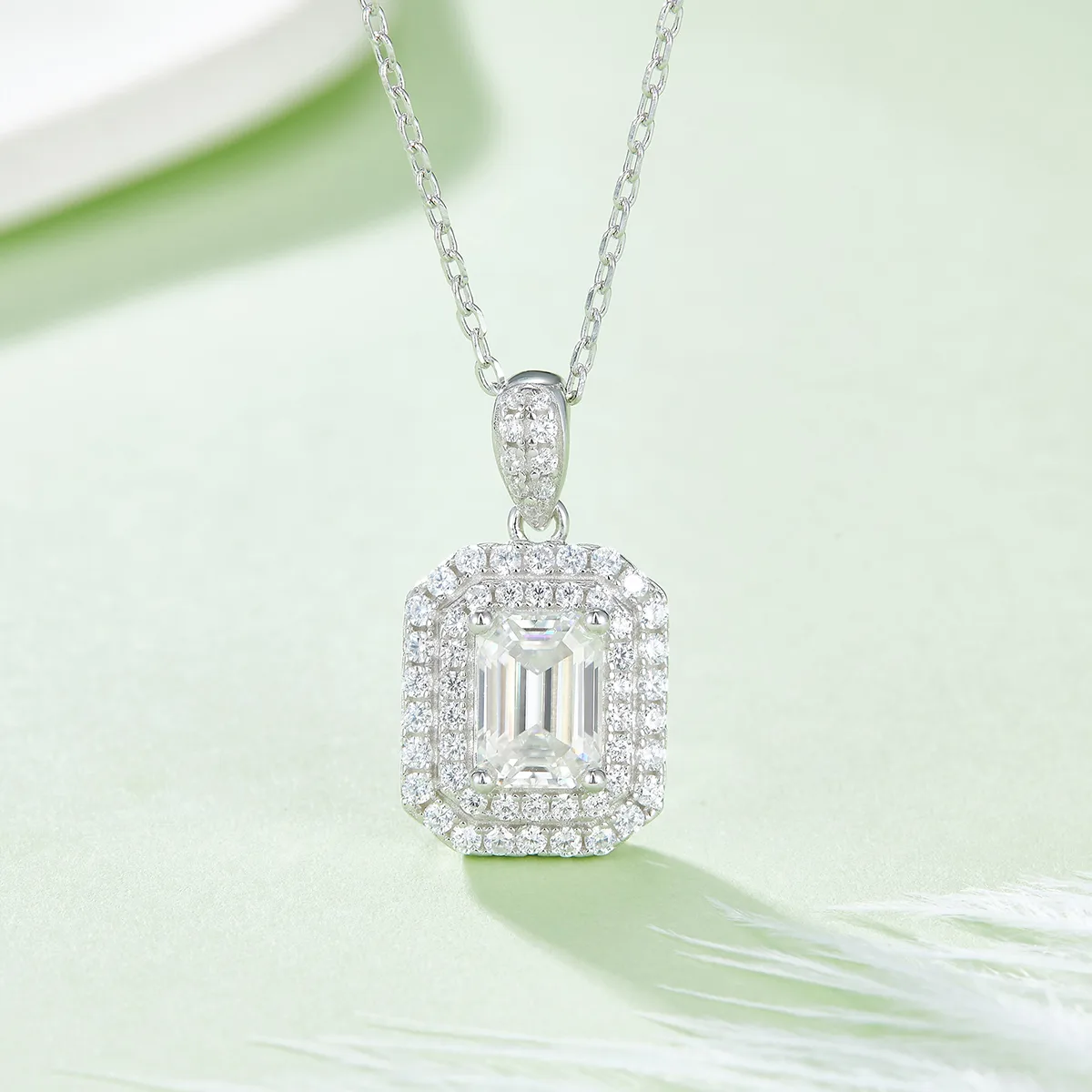 Luxury Pavé Rectangle S925 White-Gold-Plated Silver Lab-Grown Diamond Necklace 1-2ct