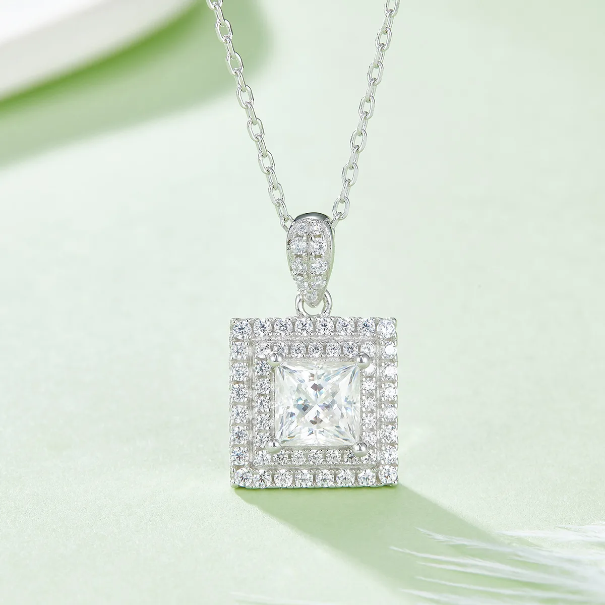 Luxury Pavé Square S925 White-Gold-Plated Silver Lab-Grown Diamond Necklace 1-2ct
