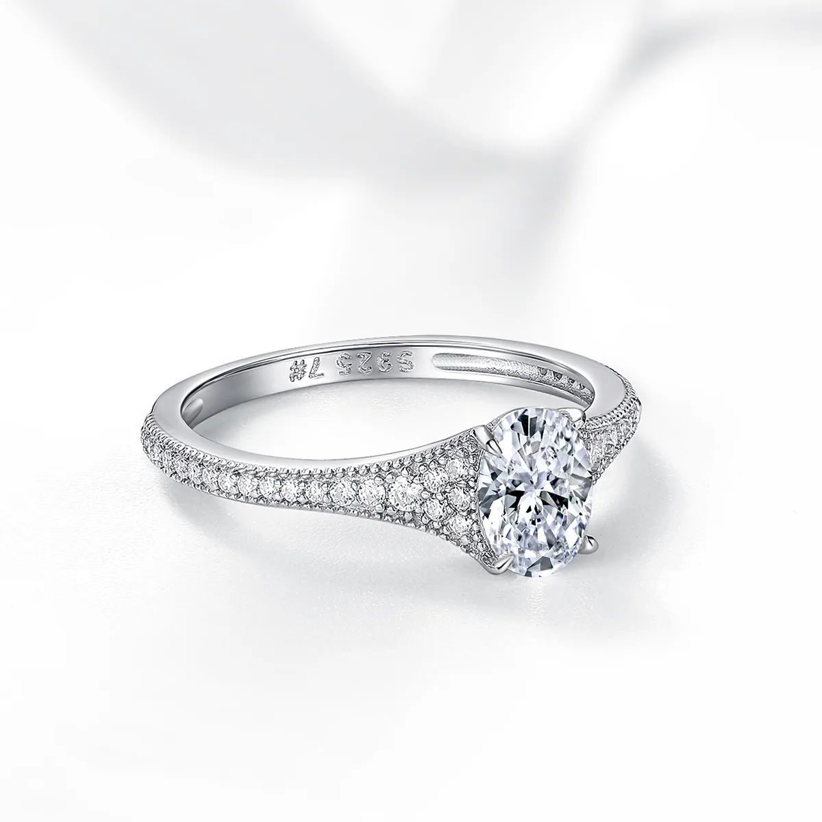 R55098 Silver 18K White Gold Oval Moissanite Delicate Engagement Ring 1.23ct