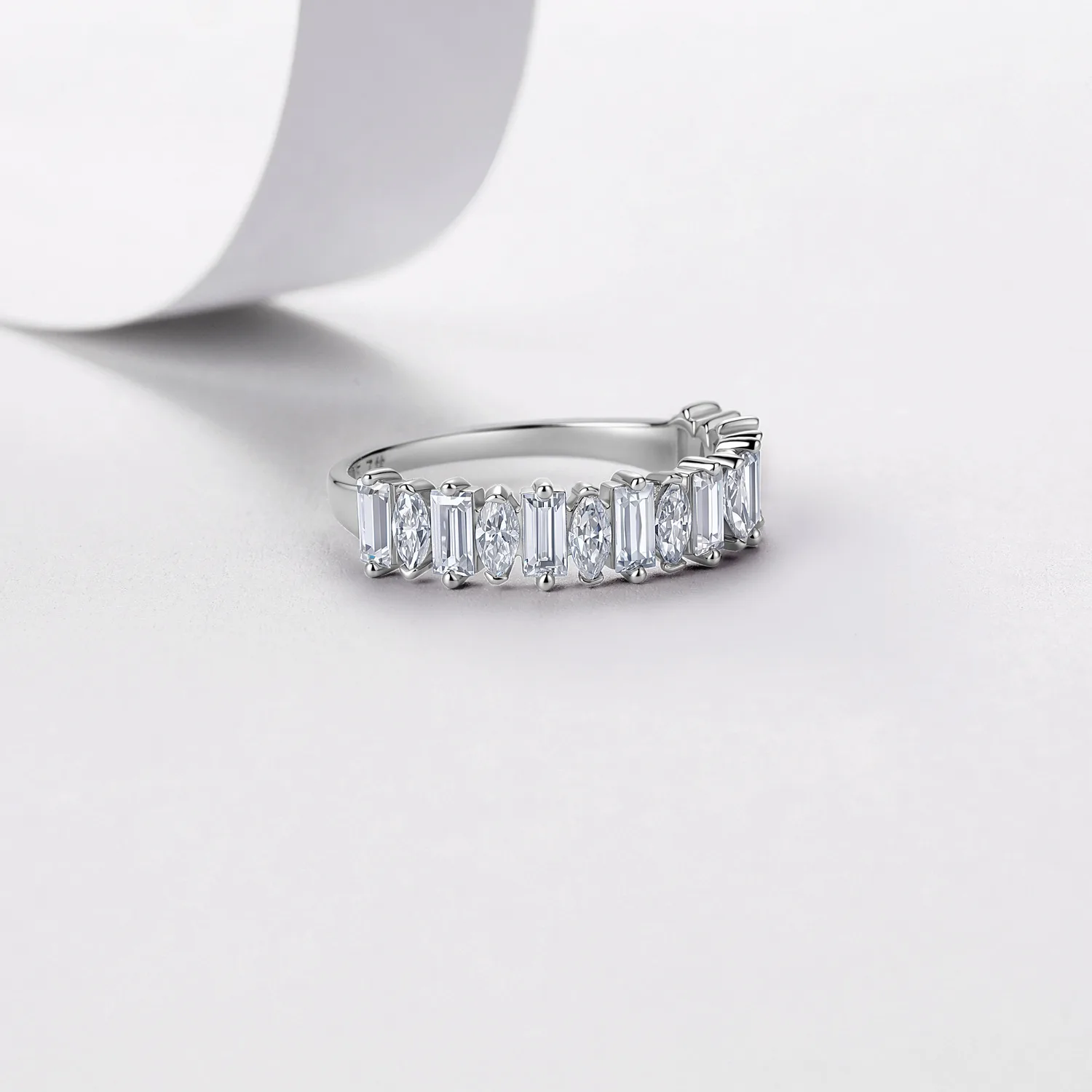 R55095 S925 Silver 18K White Gold Marquise Rectangle Moissanite Confession Ring 1.9ct