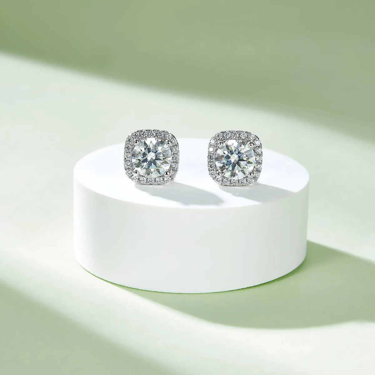 Deluxe Square Bezel S925 White-Gold-Plated Silver Lab-Grown Diamond Stud Earrings 1-3ct