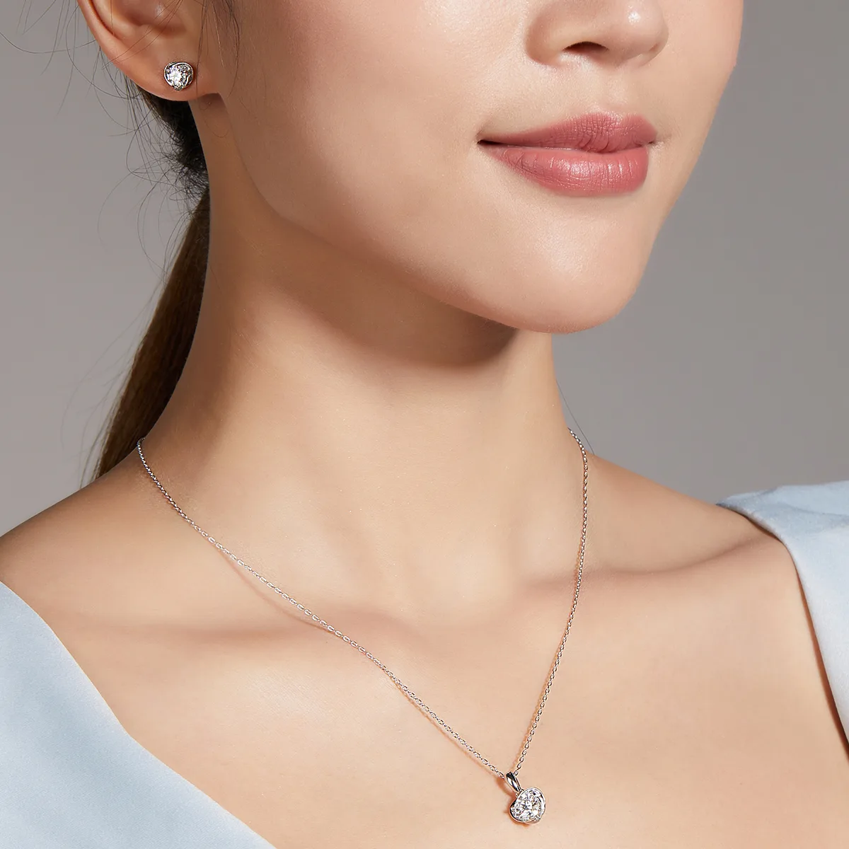 Blooming Heart S925 White-Gold-Plated Silver Lab-Grown Diamond Stud Earrings 1-3ct