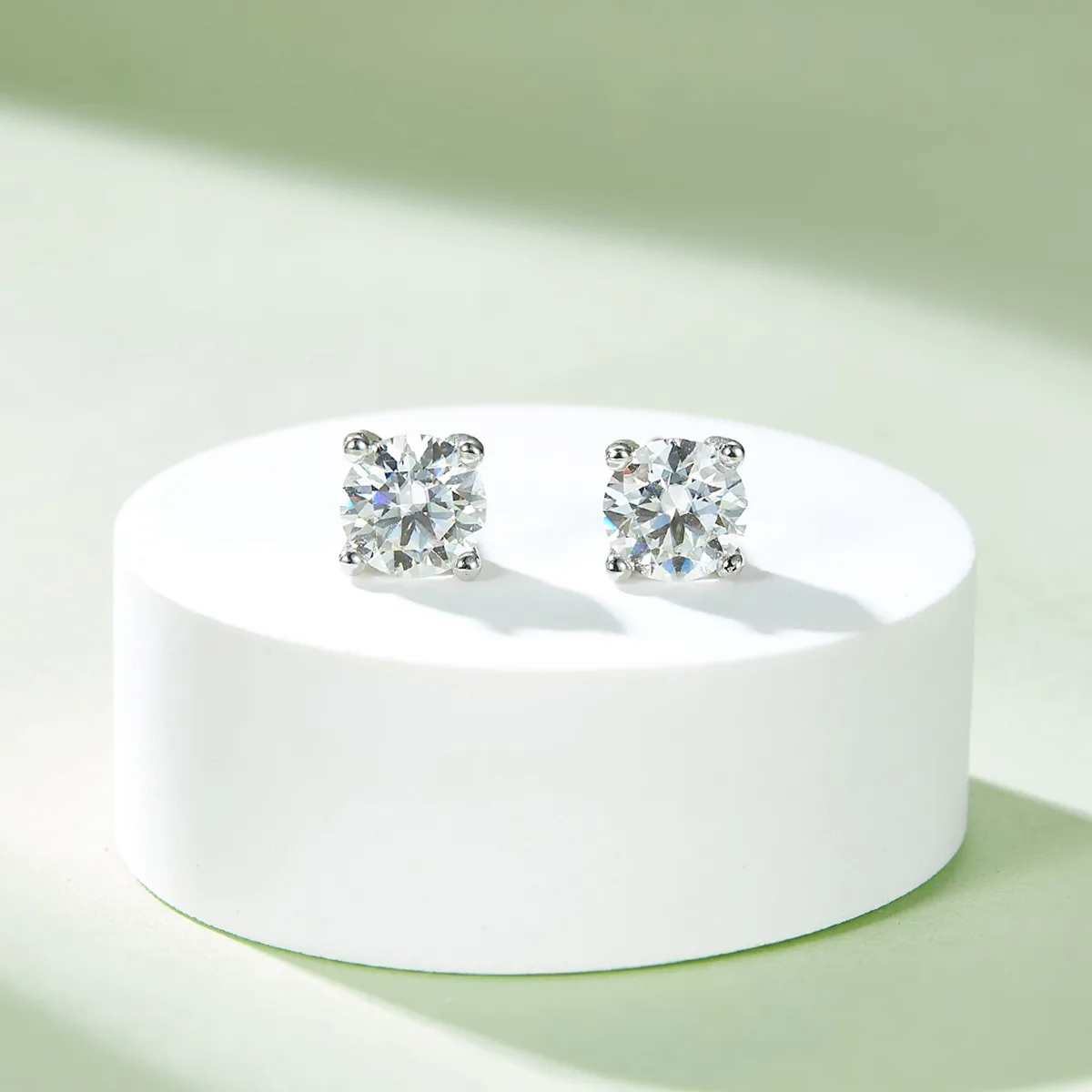 Classic Round S925 White-Gold-Plated Silver Lab-Grown Diamond 1-3ct