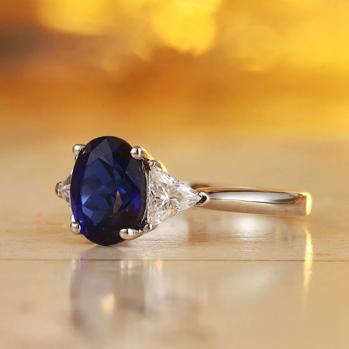 R2184 S925 Silver 18K White Gold Oval Lab-Grown Gemstone Engagement Ring 2.2ct