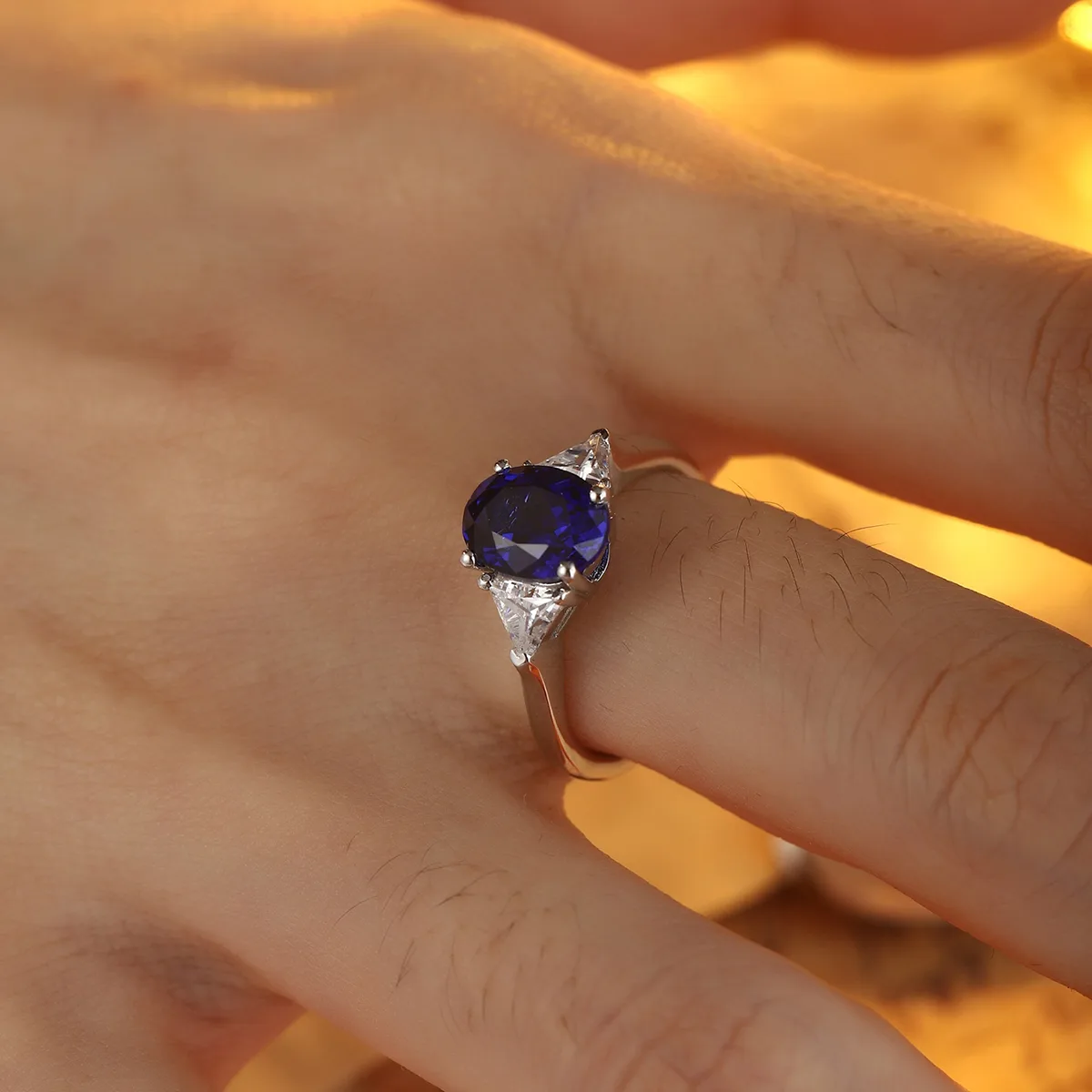 R2184 S925 Silver 18K White Gold Oval Lab-Grown Gemstone Engagement Ring 2.2ct
