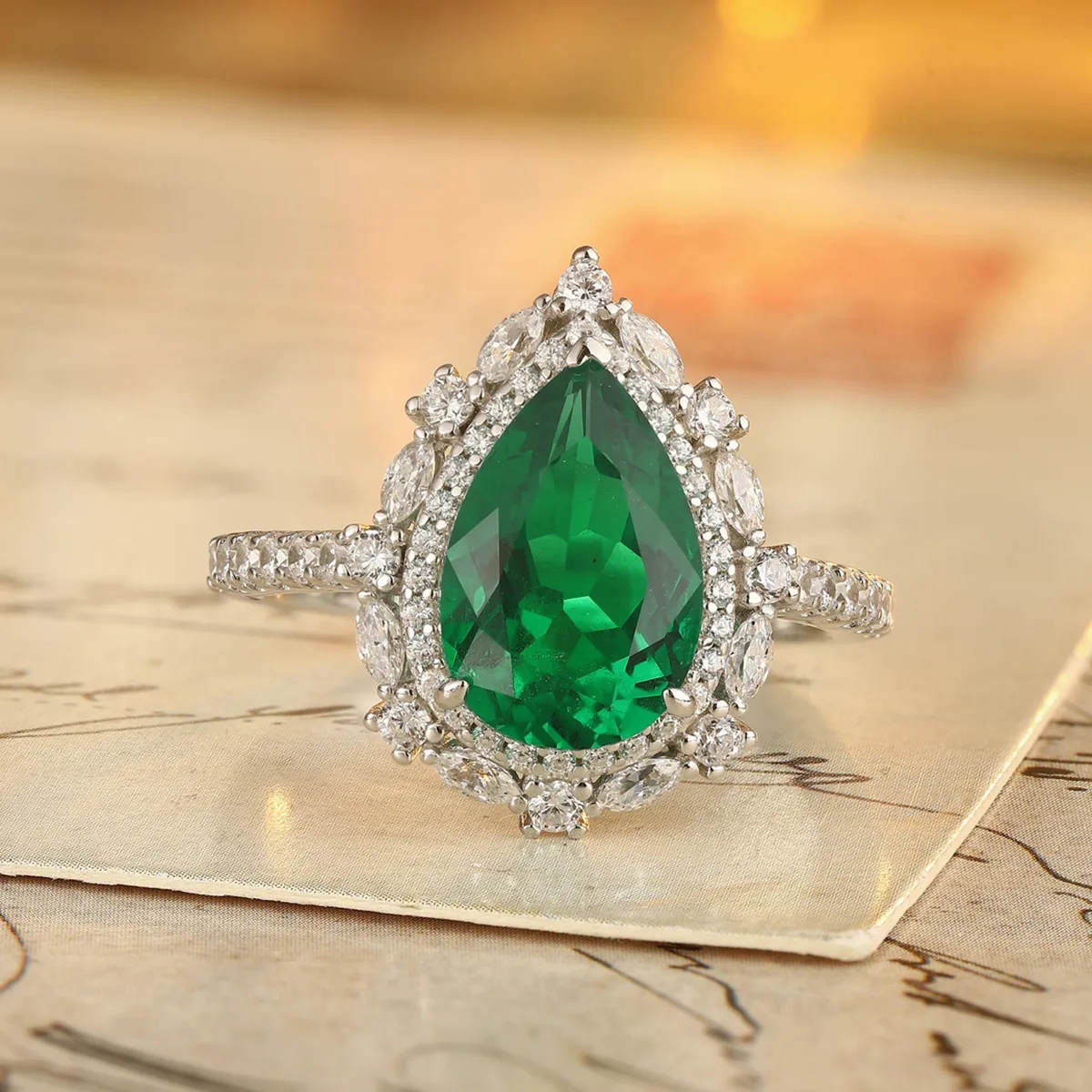 R100407 S925 Silver 18K White Gold Pear Lab-Grown Gemstone Luxury Wedding Band 3.78ct