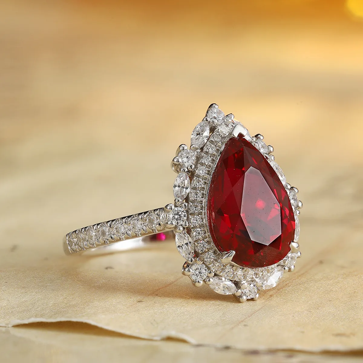 R100407 S925 Silver 18K White Gold Pear Lab-Grown Gemstone Luxury Wedding Band 3.78ct