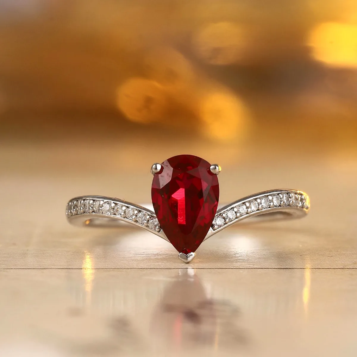 R18376 S925 Silver 18K White Gold Pear Lab-Grown Gemstone Anniversary Ring 1.5ct