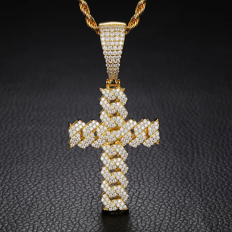 TQP0259 S925 Silver 18K Gold Full Pavé Moissanite Hip-Hop Cross Pendant （ Without Chain ） 1.94ct