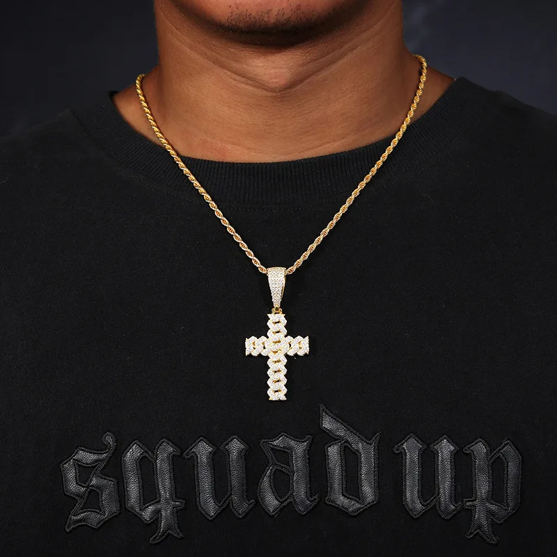 TQP0259 S925 Silver 18K Gold Full Pavé Moissanite Hip-Hop Cross Pendant （ Without Chain ） 1.94ct
