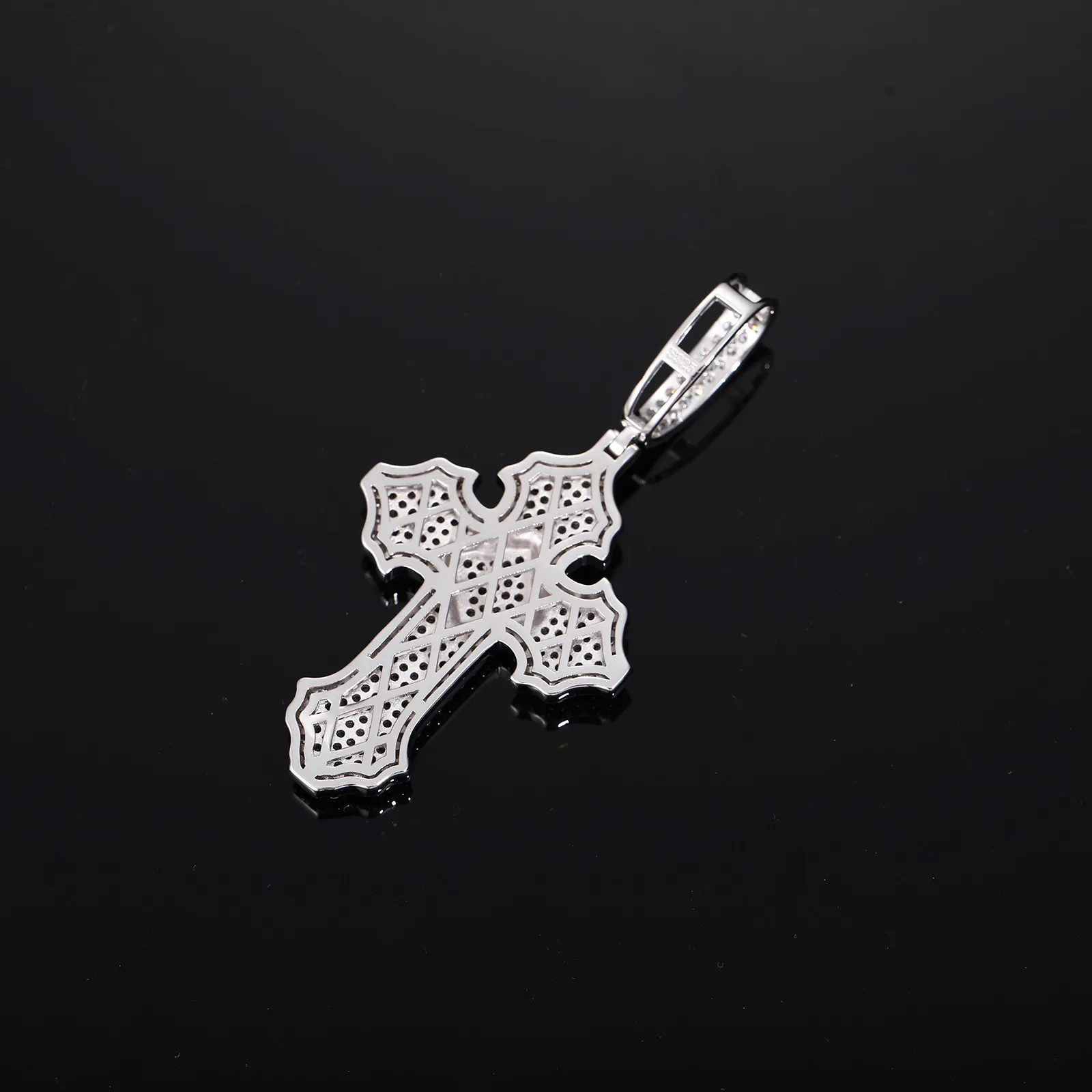TQP0697 S925 Silver 18K White Gold Full Pavé Moissanite Hip-Hop Black White Cross Pendant (Without Chain) 3.27ct
