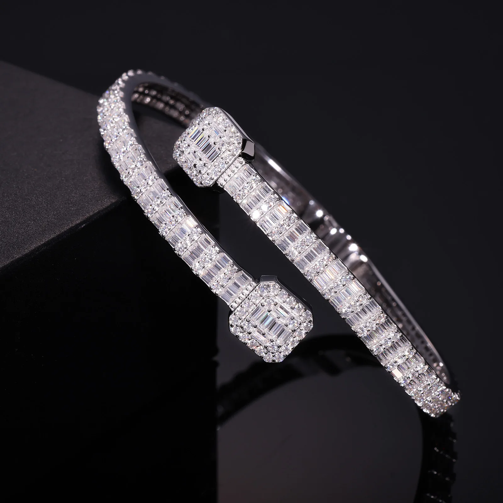 TQB0039 S925 Silver 18K White Gold Full Pavé Moissanite Hip-Hop 13.1ct